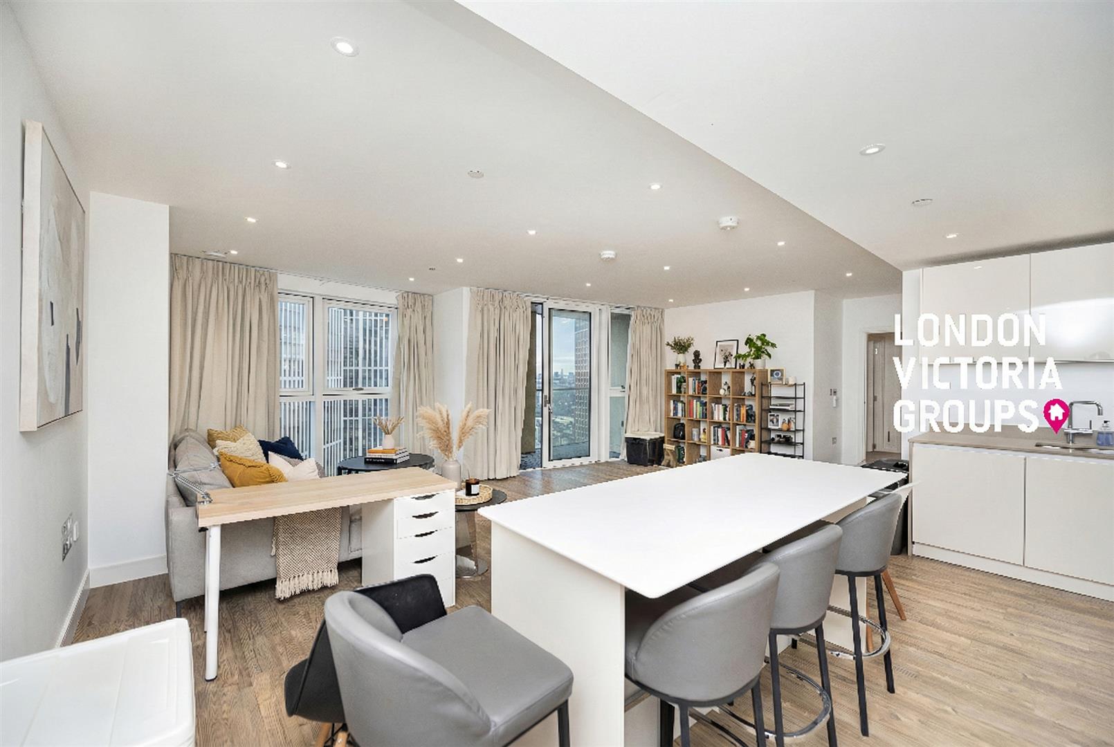 2 bed property in Gladwin Tower, 50 Wandsworth Road, London